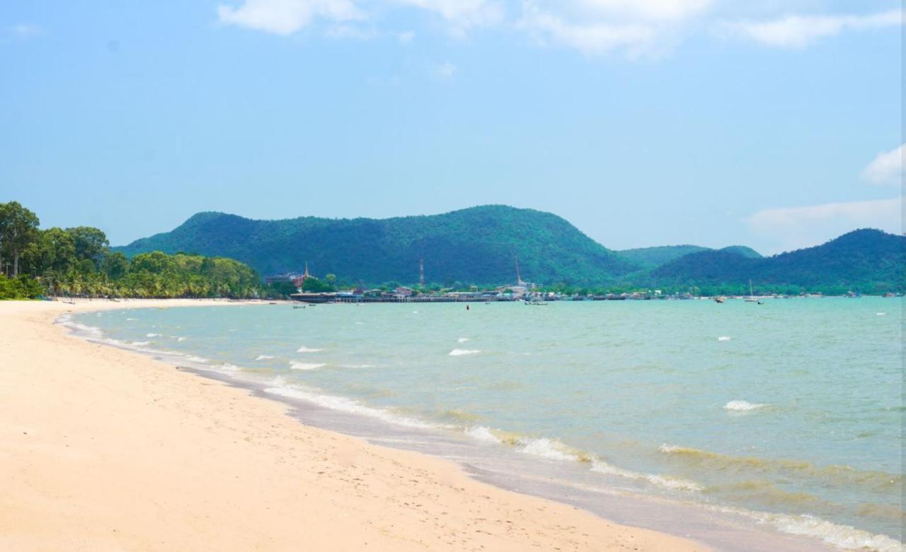 Sea Saran Condominium For Short-Term Stay 방사레 외부 사진